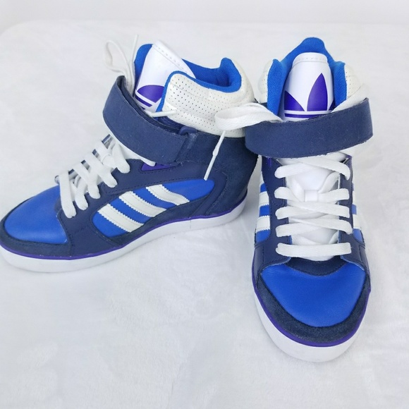 womens white adidas trainers size 6